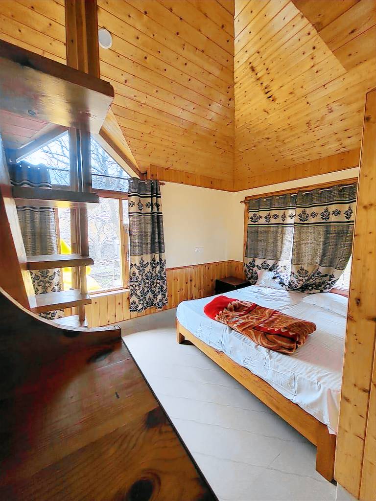 The Apple Chalet in Kullu