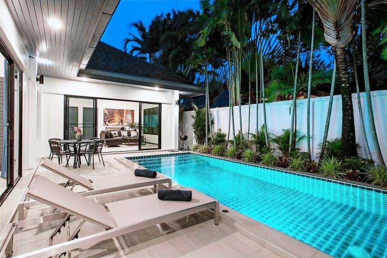 Fully equipped villa with grill & pool | Good for workation | Dogs allowed in Rawai