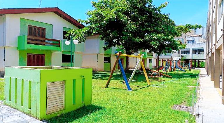 SAMFBAS - Praia da Enseada - Guaruja in Guarujá