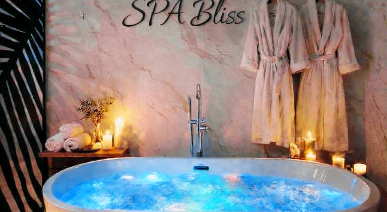 Holiday apartment with hot tub in Castellammare del Golfo