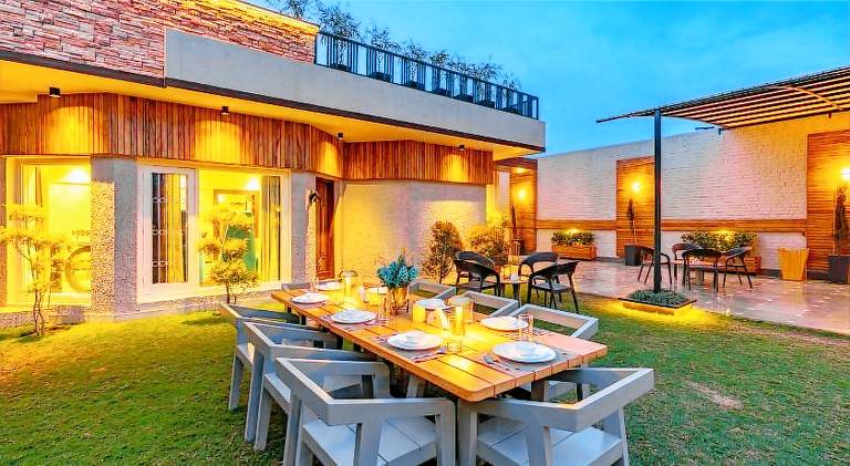 465 m&sup2; Villa
