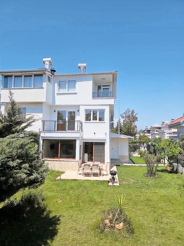 Villa  Boğazkent Mahallesi
