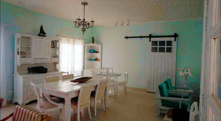 House | Beach nearby | Pets allowed — photo 2