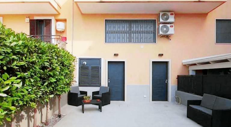 Holiday apartment with 2 rooms for 4 persons — photo 5