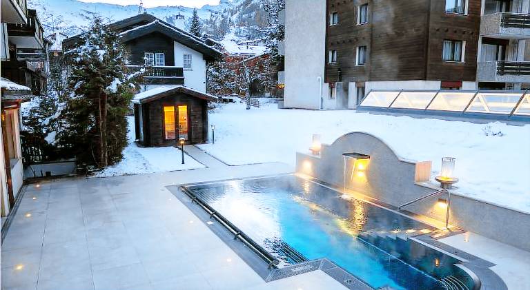 Chalet Antoine serviced Apartments by Mirabeau — photo 2