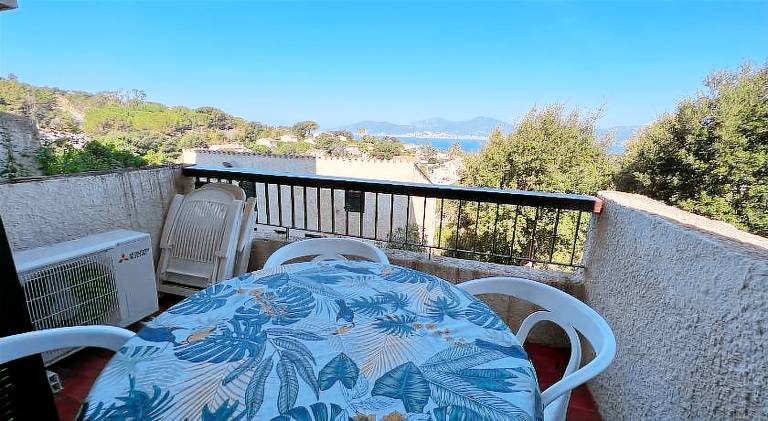 Apartment with pool | Pet-friendly — photo 4