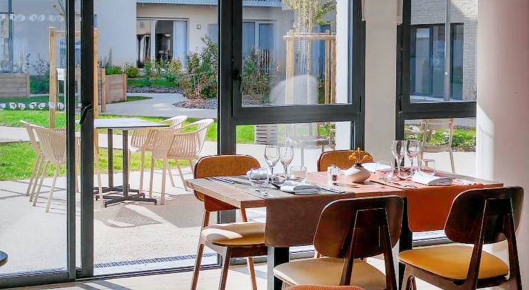 Lovely serviced apartment with pool, sauna & jacuzzi | Dogs allowed — photo 4