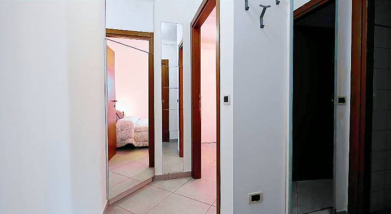 Apartment with 1 room for 4 persons — photo 4