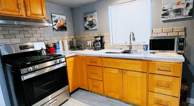 Rental apartment with patio & garden — photo 4
