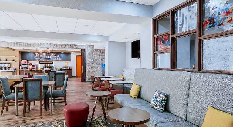 Hampton Inn by Hilton Williams — photo 3