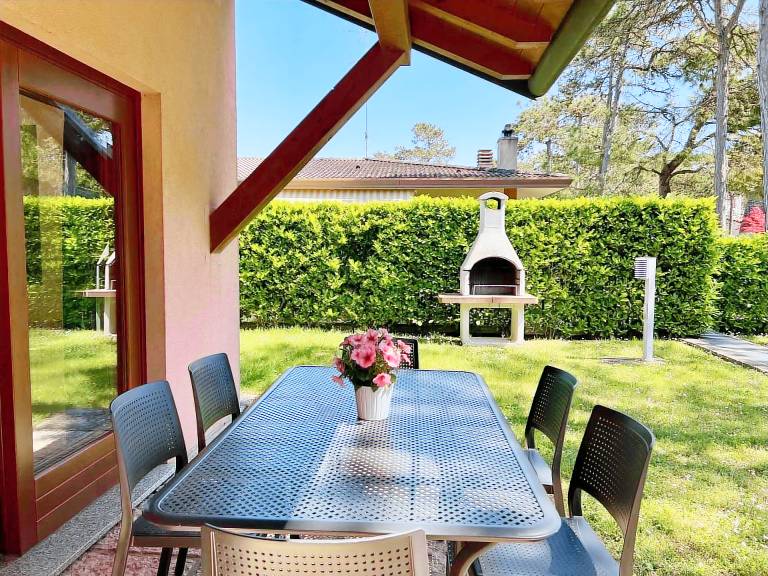 Ferienhaus in Lignano Sabbiadoro f&uuml;r max. 10 Personen