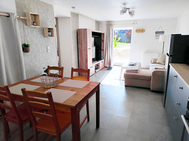 Apartment  Dole