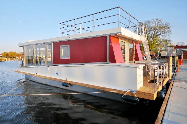 Hausboot Ribnitz