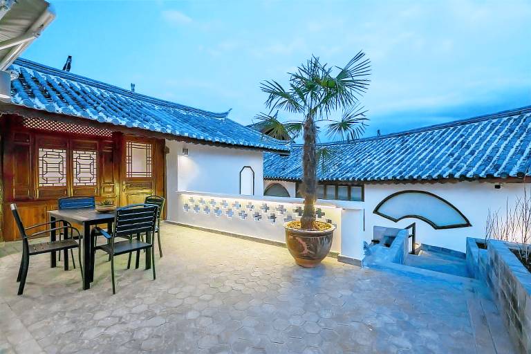 Children-friendly serviced apartment with barbecue, terrace & hot tub | Pets allowed — photo 5