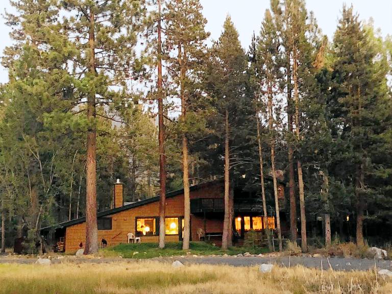 House Zephyr Cove-Round Hill Village