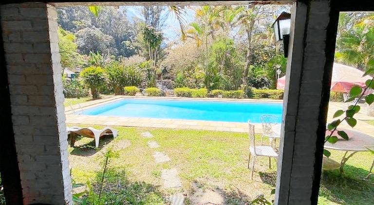Farm with pool — photo 4