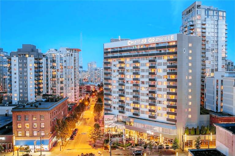 Best Western Premier Chateau Granville Hotel & Suites & Conf Centre