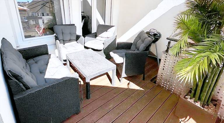 Rental apartment with hot tub — photo 5