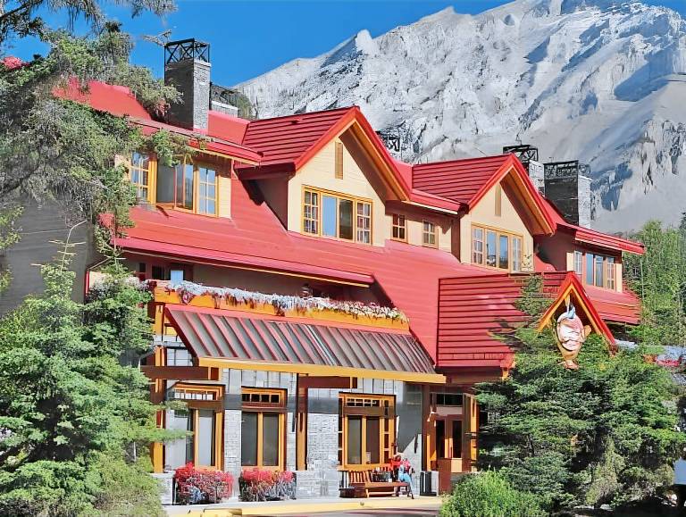 Banff Ptarmigan Inn in Banff, AB