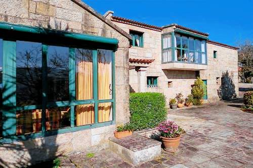 242 m² Villa