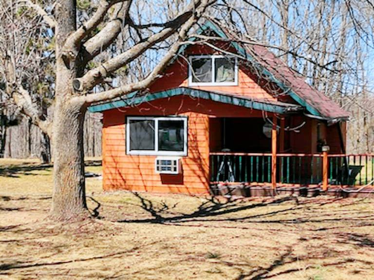 Cabin  Bessemer
