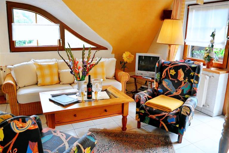 Rental apartment with garden & patio | Mountain view in Seebach