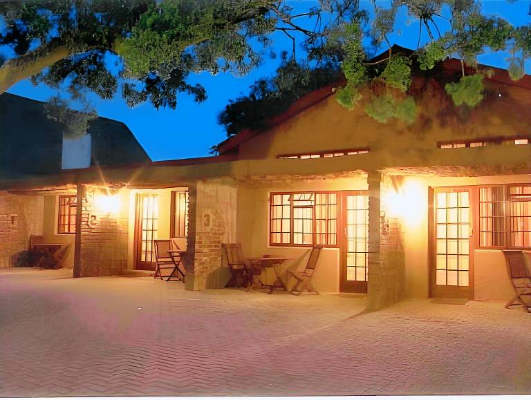 Treetops Guesthouse