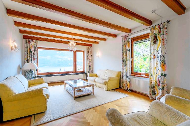 Chalet with garden, grill & patio | Mountain view — photo 4