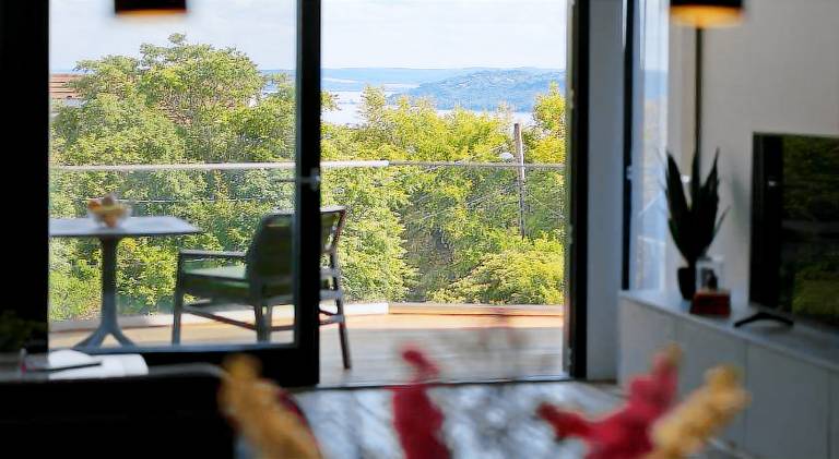 Apartment with private pool, terrace & garden | Suitable for remote work — photo 5