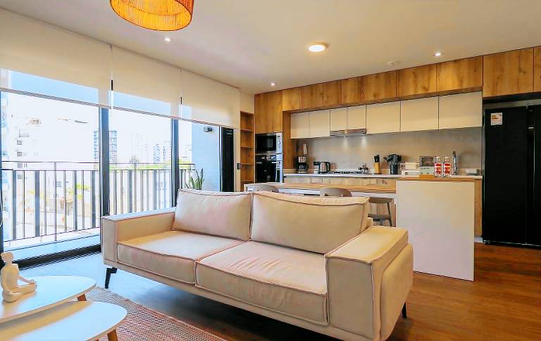 w Engaging 2BR w Cozy Balcony in Miraflores