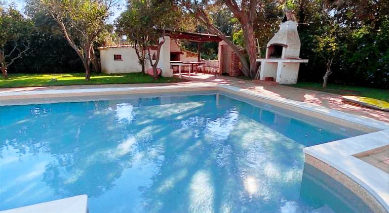 Villa with pool, barbecue & garden | Good for workation in Villasimius