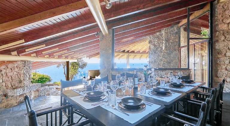 Ample villa with private pool, garden & grill | Pet-friendly — photo 5