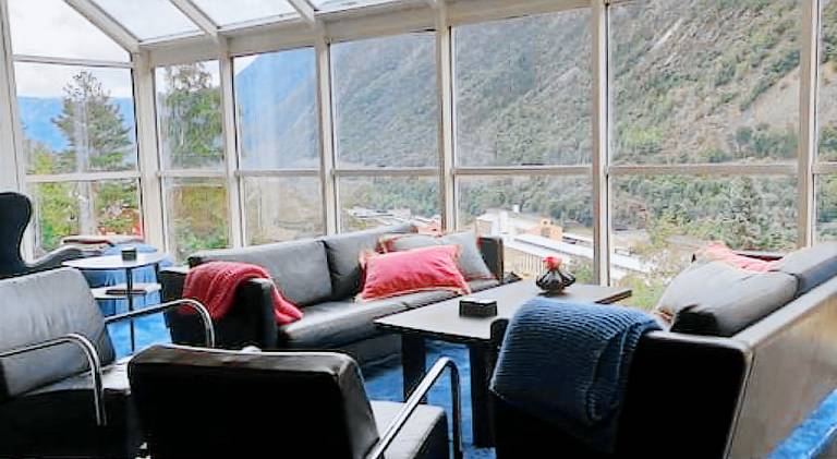 Villa with 6 rooms for 12 persons — photo 3