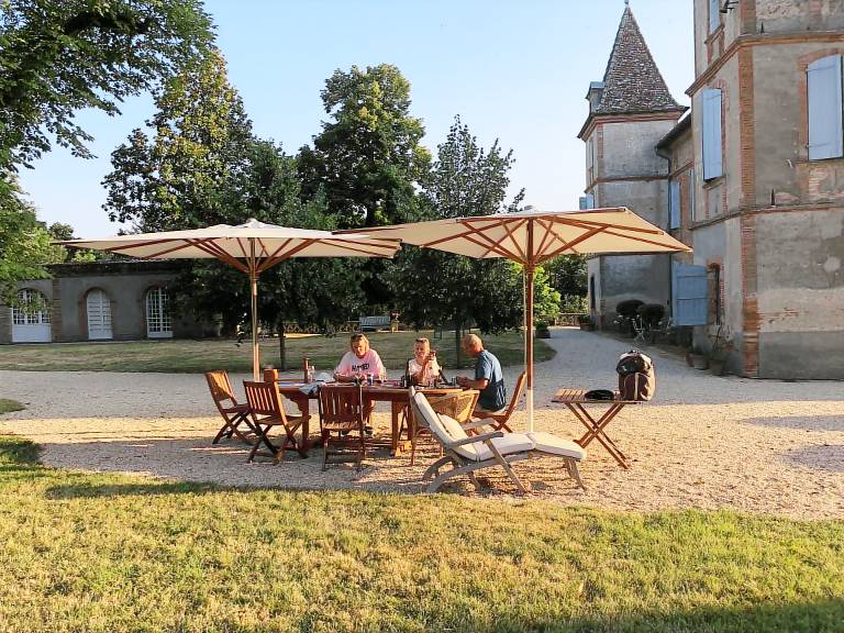 Fully equipped castle with grill, private pool & garden | Pets allowed — photo 5