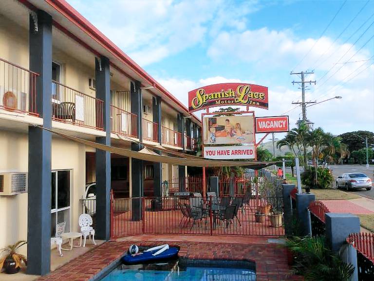 Motel  Annandale