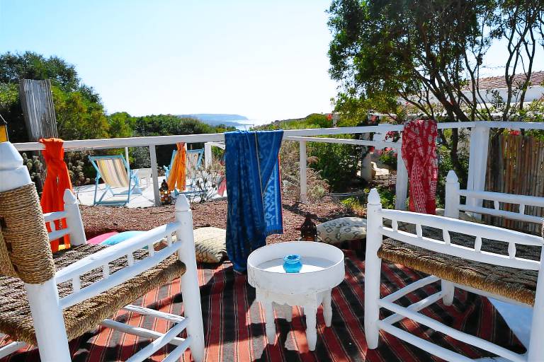 Charming Mediterranean house surrounded by a natural oasis — photo 2