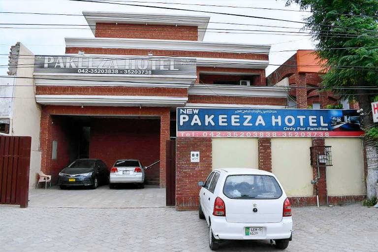 New Pakeeza Hotel