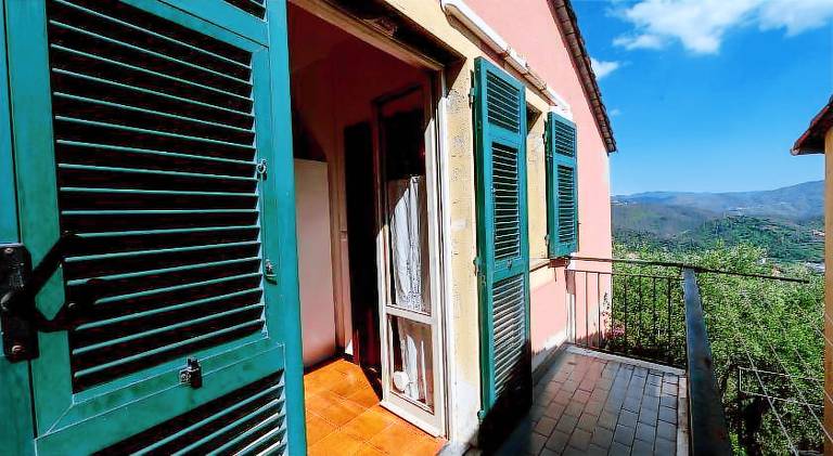 Apartment with 2 rooms for 5 persons — photo 3