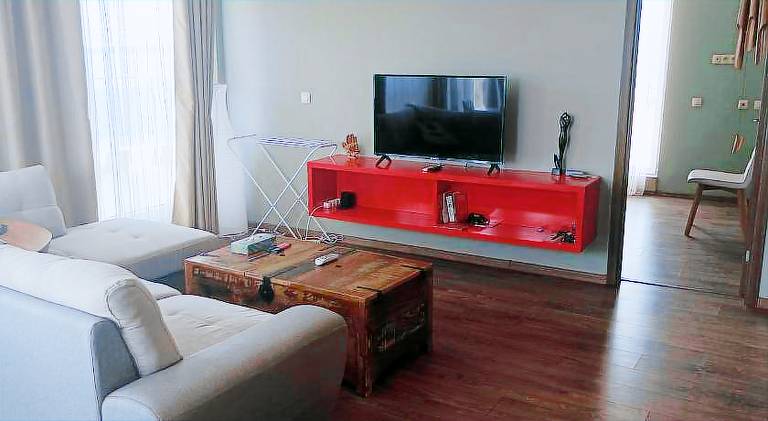 Apartment with private pool, yard & terrace — photo 2