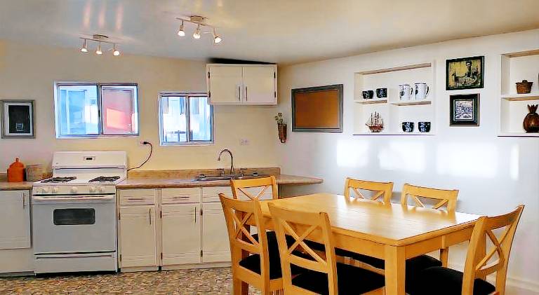 House | Beach nearby | Pet-friendly — photo 4
