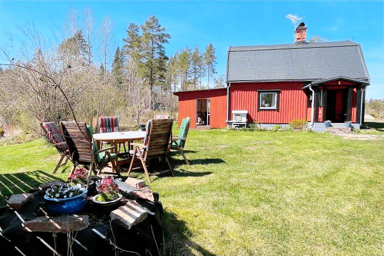 Vacation home with sauna & pool — photo 2