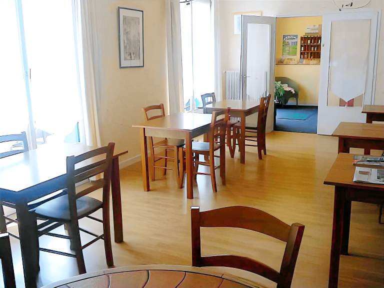 Hotel Le Lyon Vert Commentry — photo 5