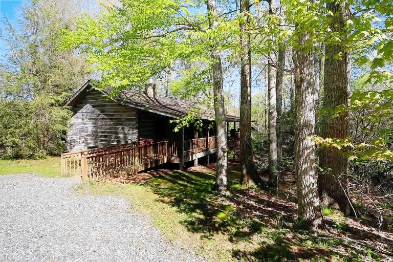Children-friendly charming cabin with barbecue, hot tub & yard | Suitable for remote work | Dogs allowed — photo 4
