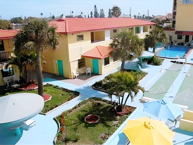 Resort Treasure Island