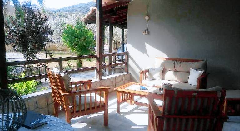 Vacation home with patio & yard | Close to the beach | Pet-friendly in Kavala