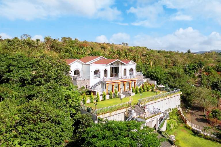 465 m&sup2; Villa