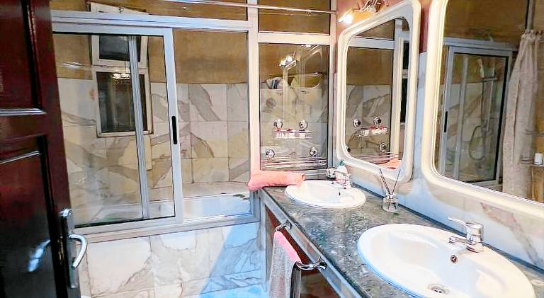 Villa with 4 rooms for 10 persons — photo 2