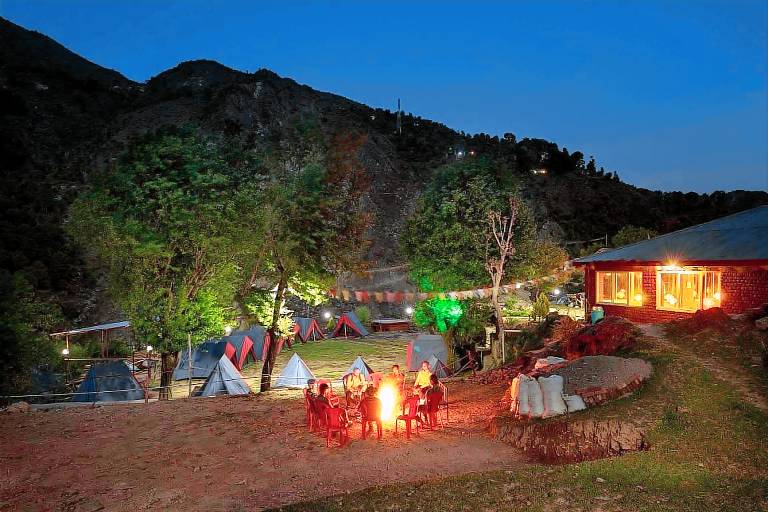 Beautiful tent with garden & barbeque | Pets allowed in Dharamshala