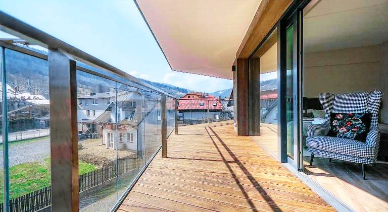 Serviced apartment with terrace & yard — photo 5
