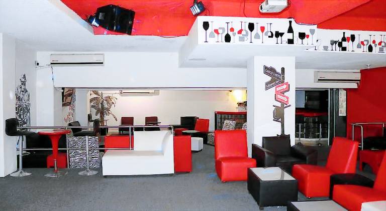 Choco's Hotel — photo 4